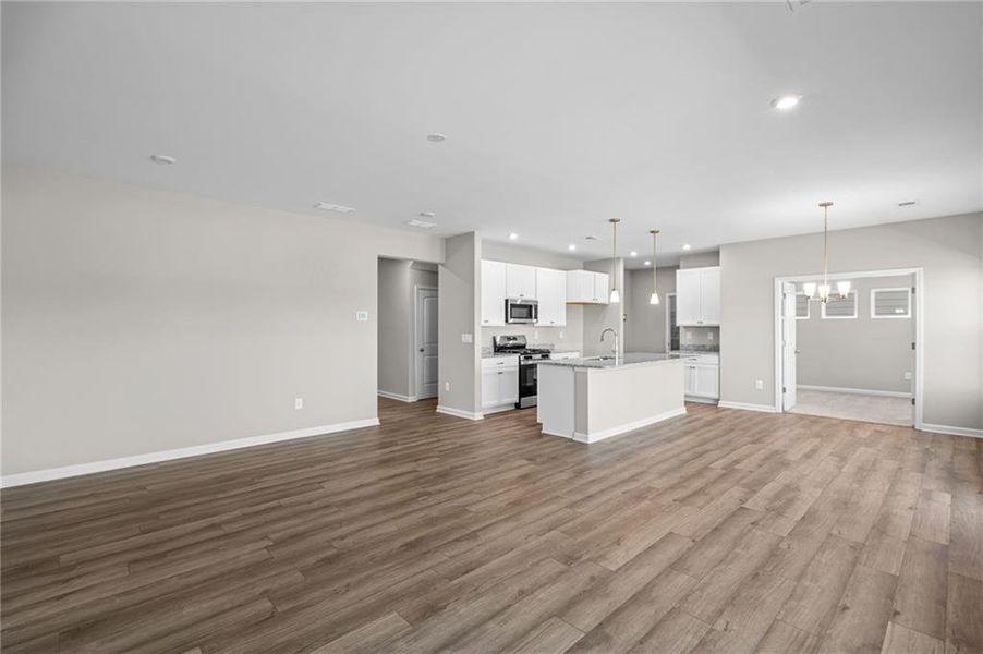 Spacious, unfurnished interior of a new home in Twin Lakes, Hoschton (Image 35).
