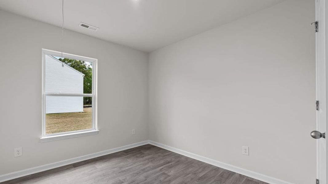 Spacious, unfurnished interior of a new home in Aspen Place, Thomasville (Image 16).