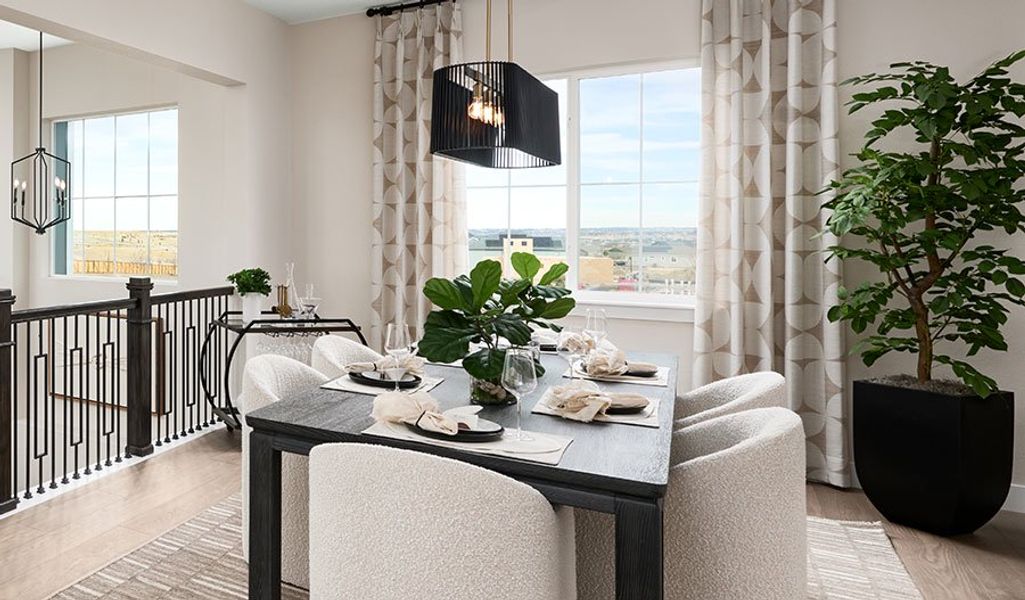 Darius-D786-LookingGlass Dining Room