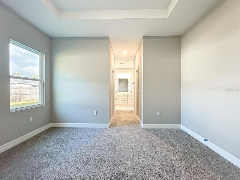 Spacious, unfurnished interior of a new home in , Ocala (Image 29).