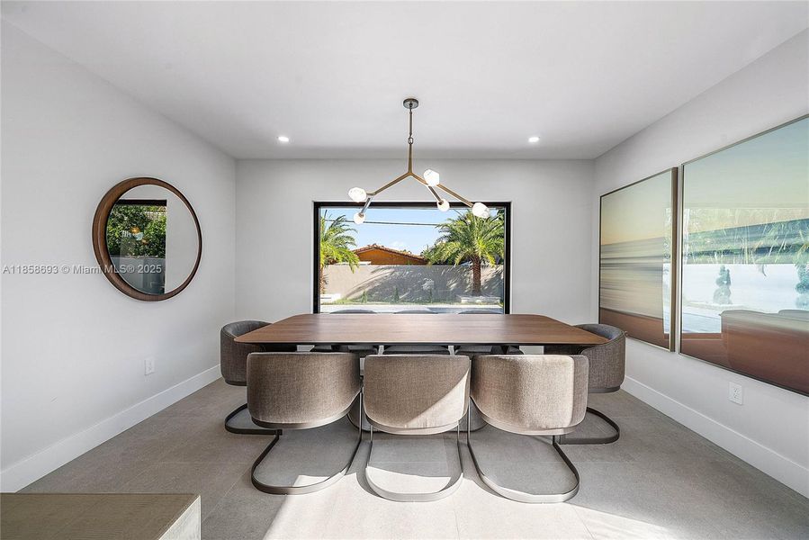 Furnished interior view inside a new home in , Pompano Beach (Image 33). Furnished interior view inside a new home in , Pompano Beach (Image 33).