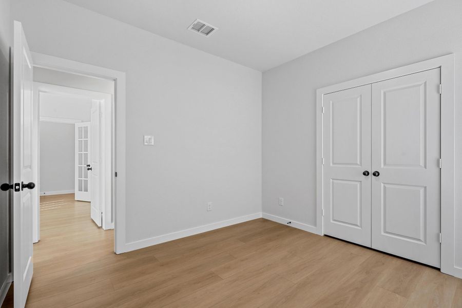 Representative unfurnished interior of a home built from the Iverson I by Cheldan Homes in Pitcock Addition, Graham (Image 64).