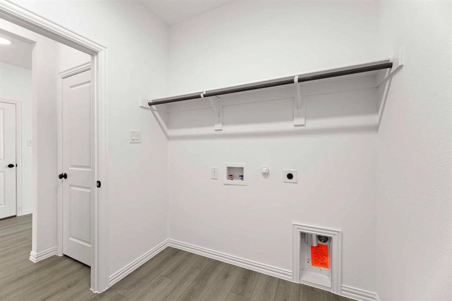 Spacious, unfurnished interior of a new home in Monticello Park, Princeton (Image 14). Spacious, unfurnished interior of a new home in Monticello Park, Princeton (Image 14).