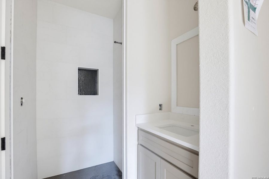 Furnished interior view inside a new home in , New Braunfels (Image 5).
