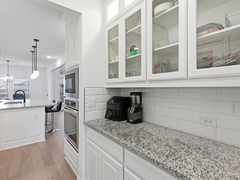 Furnished interior view inside a new home in , Mansfield (Image 28).