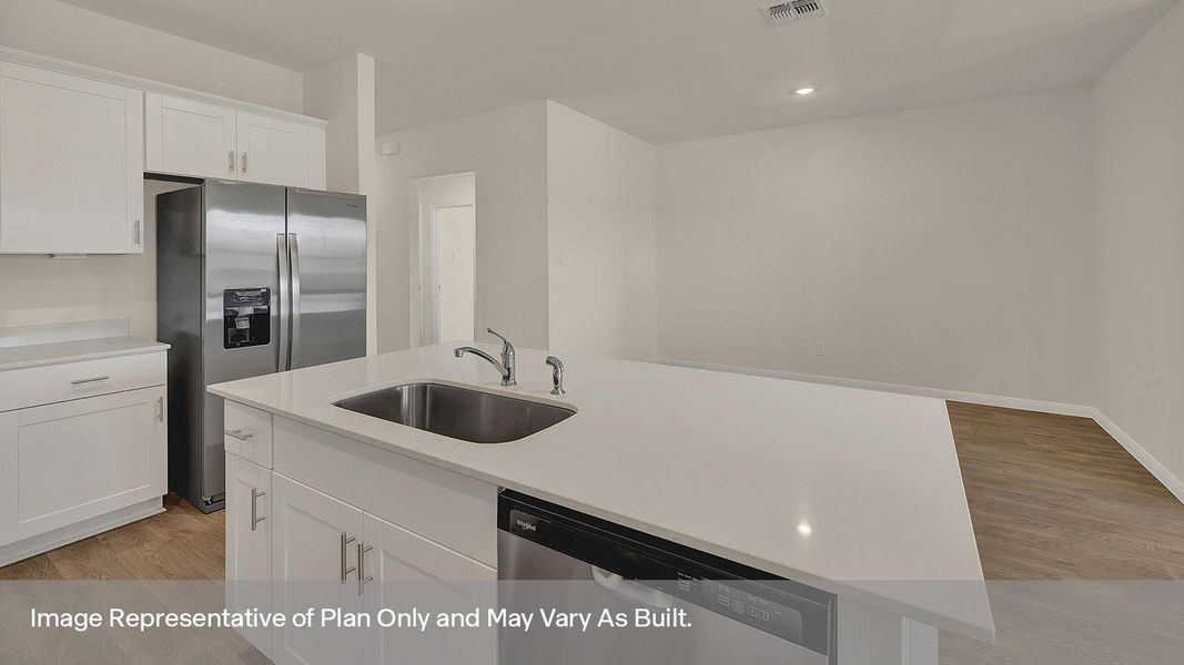 Image 32 of a home in Paramount. Image 32 of a home in Paramount.