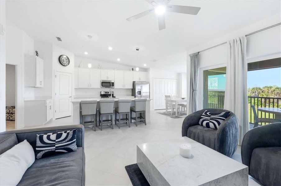 Furnished interior view inside a new home in , Venice (Image 7).