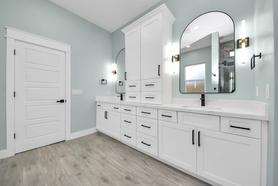 Furnished interior view inside a new home in , Pasadena (Image 14).