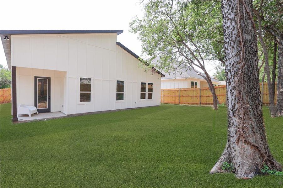 Front exterior of a new home in , Fort Worth, TX, highlighting curb appeal (Image 1). Front exterior of a new home in , Fort Worth, TX, highlighting curb appeal (Image 1).