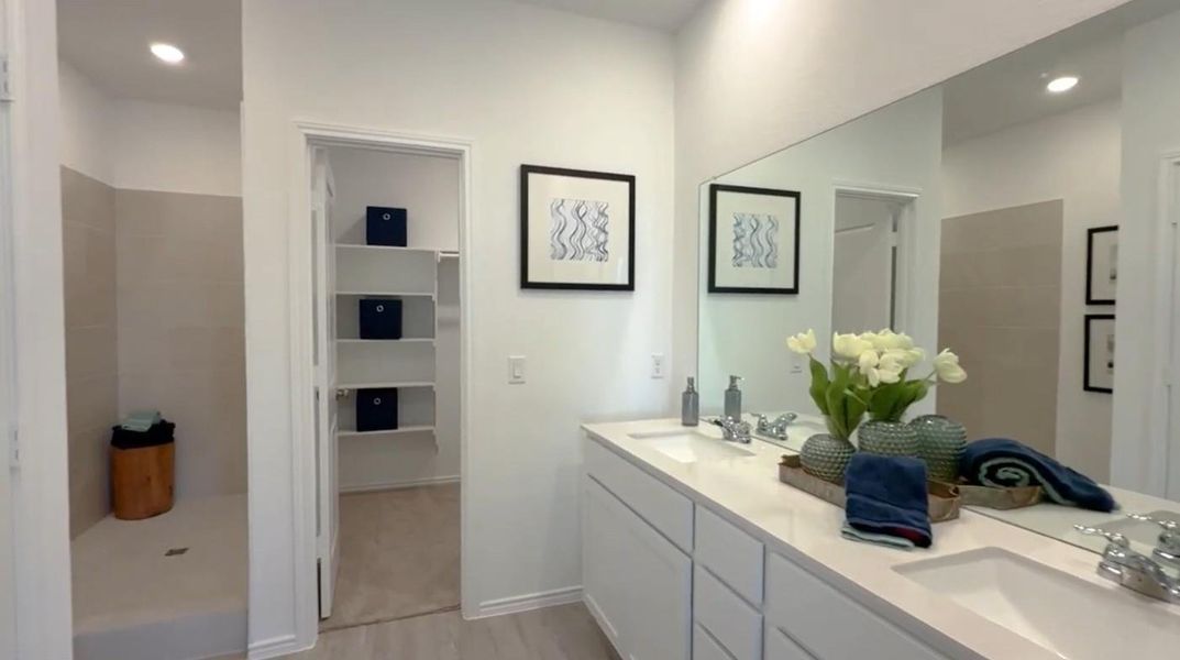 *Not actual home, pictures representative of same elevation*