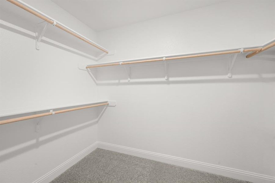 26_318 Bowrider- Primary Suite-6