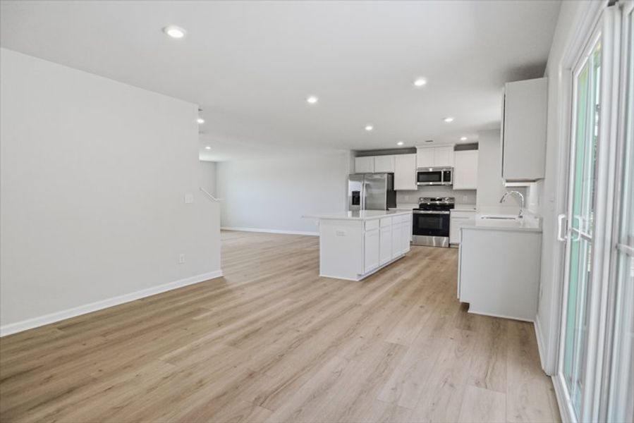 Spacious, unfurnished interior of a new home in Baker Grove, Duncan (Image 14). Spacious, unfurnished interior of a new home in Baker Grove, Duncan (Image 14).