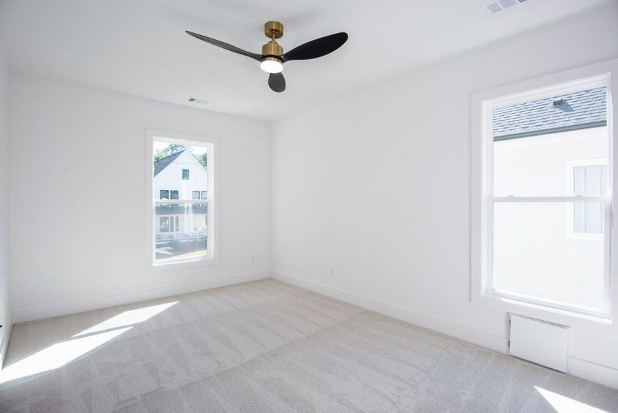 Spacious, unfurnished interior of a new home in , East Point (Image 49).