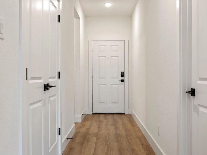 Spacious, unfurnished interior of a new home in Waverly Estates, Nevada (Image 12).