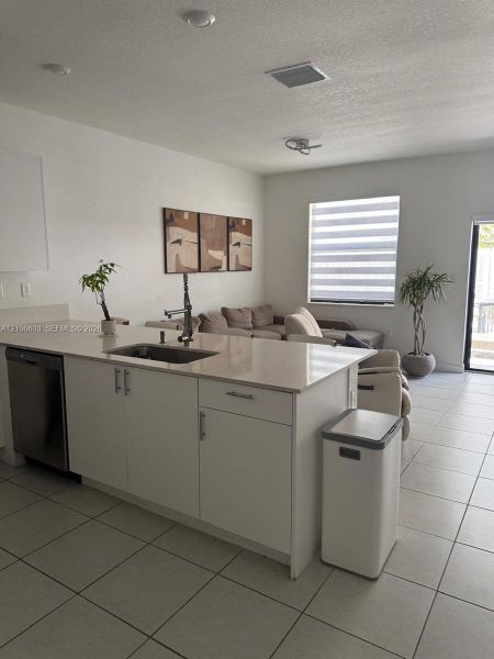 Furnished interior view inside a new home in , Homestead (Image 22).