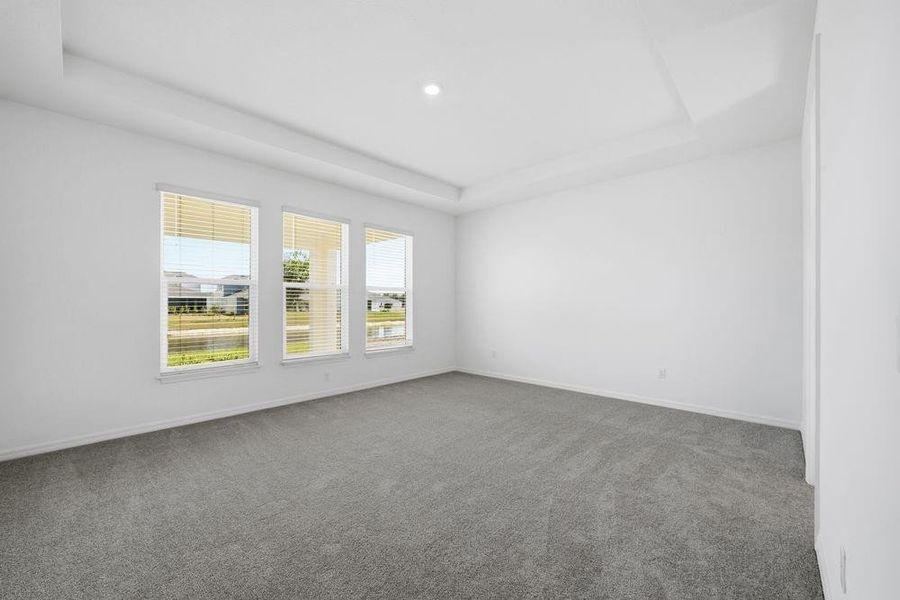 532 SE Ranch Oak Circle ~ Ready Now