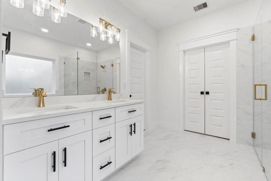 Furnished interior view inside a new home in , Trinity (Image 16).