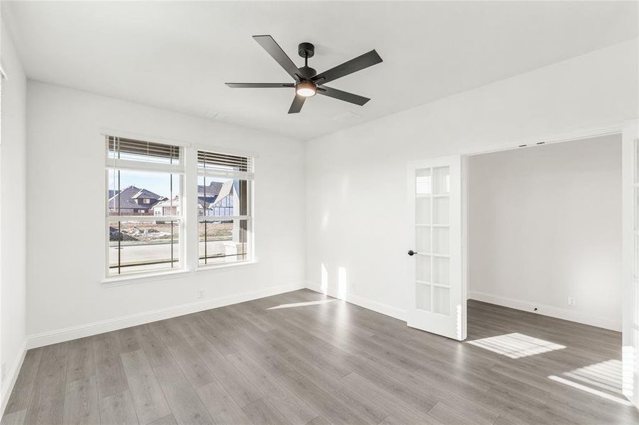 Spacious, unfurnished interior of a new home in Wildflower Ranch 60-65, Fort Worth (Image 21). Spacious, unfurnished interior of a new home in Wildflower Ranch 60-65, Fort Worth (Image 21).