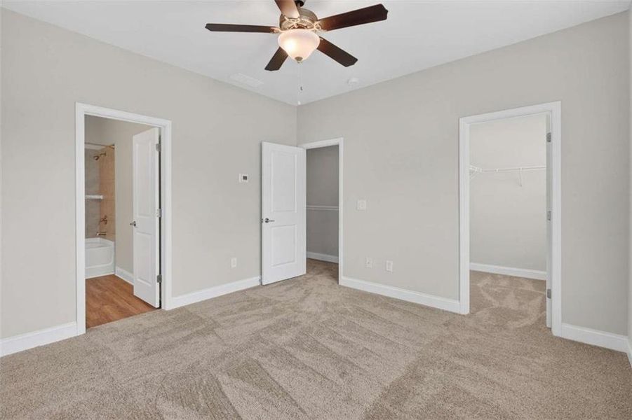 Spacious, unfurnished interior of a new home in , South Fulton (Image 11).
