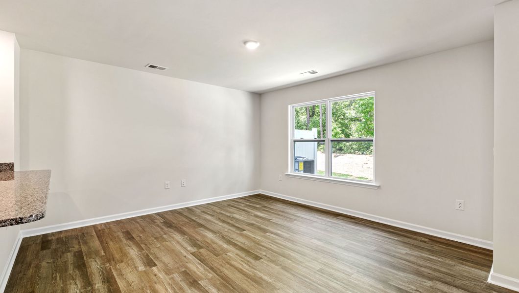 Spacious, unfurnished interior of a new home in Chestnut Ridge Townhomes, Greenville (Image 14).