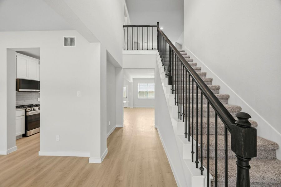 Spacious, unfurnished interior of a new home in Audubon, Magnolia (Image 33).
