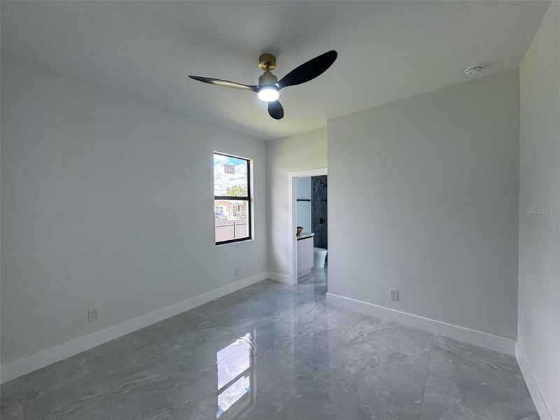 Spacious, unfurnished interior of a new home in , Port Charlotte (Image 22).