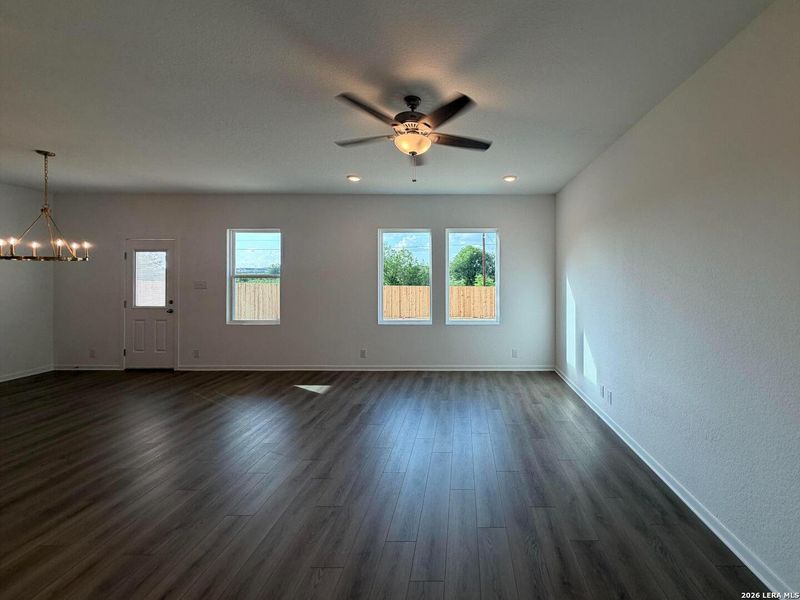 Spacious, unfurnished interior of a new home in Hennersby Hollow, San Antonio (Image 15). Spacious, unfurnished interior of a new home in Hennersby Hollow, San Antonio (Image 15).
