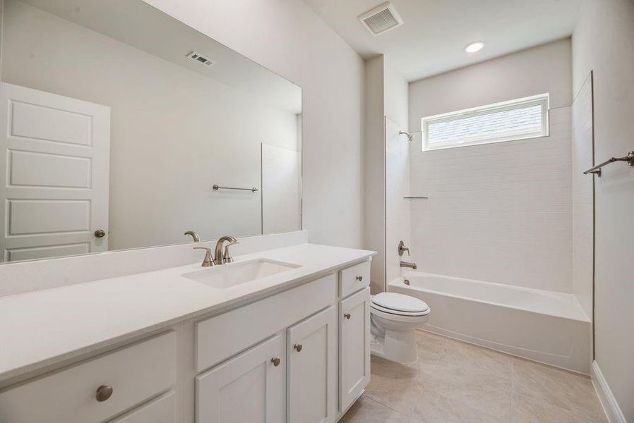 Furnished interior view inside a new home in Bayside, Rowlett (Image 7).