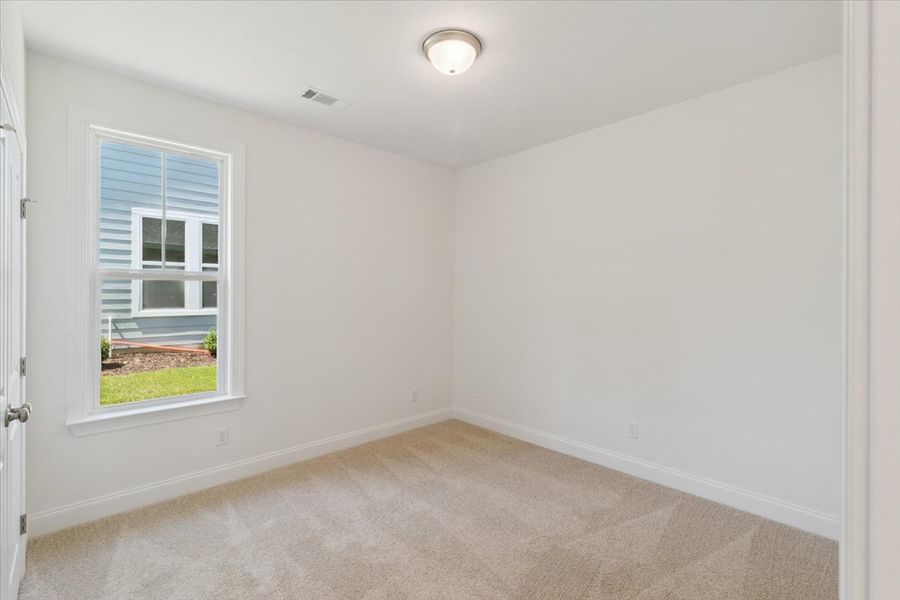 Spacious, unfurnished interior of a new home in Tillery Park, Grovetown (Image 16).