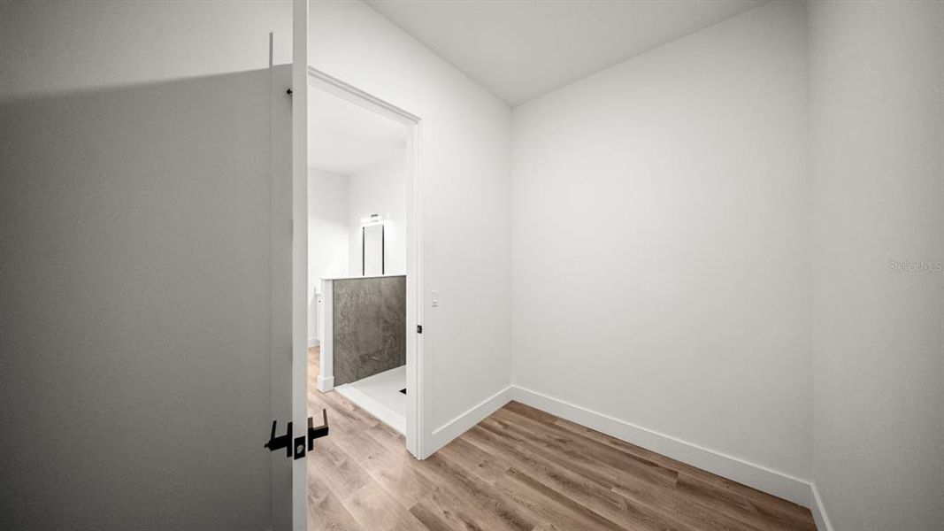 Spacious, unfurnished interior of a new home in , Port Charlotte (Image 35).