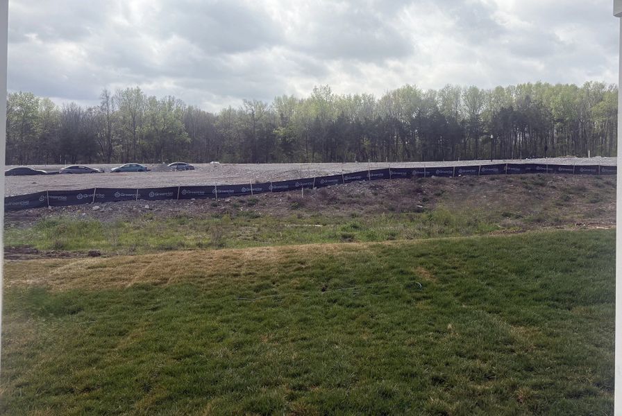 Site preparation for new homesites in Cades Bluff, Lebanon (Image 14).