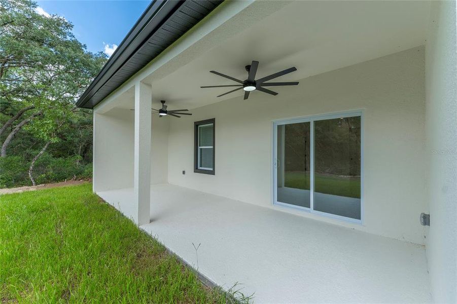Exterior details and patio area of a home in , Ocala (Image 20). Exterior details and patio area of a home in , Ocala (Image 20).