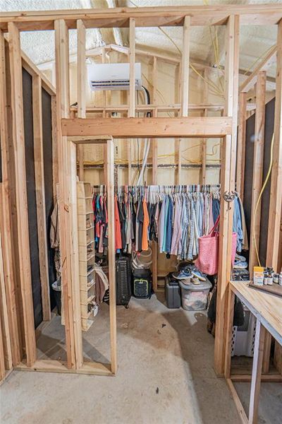 Spacious, unfurnished interior of a new home in , Breckenridge (Image 13).