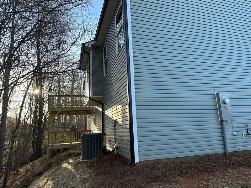 Exterior details and patio area of a home in , Alto (Image 15).