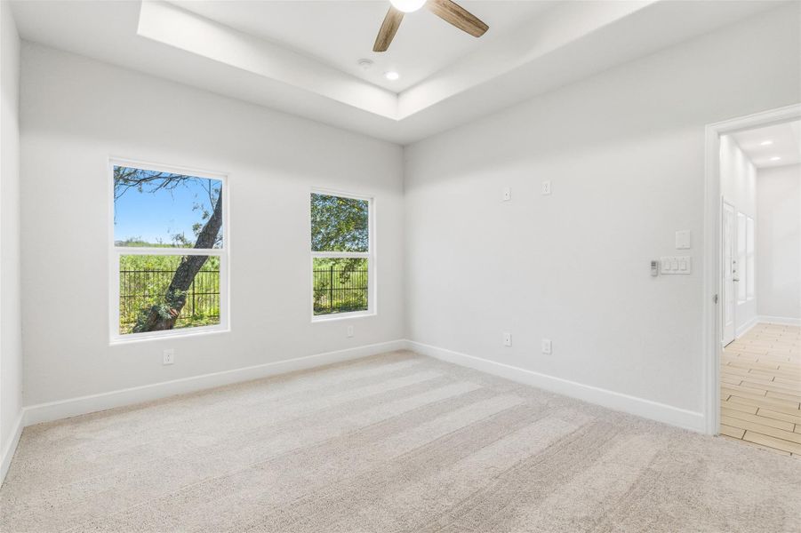 Spacious, unfurnished interior of a new home in , San Antonio (Image 28).
