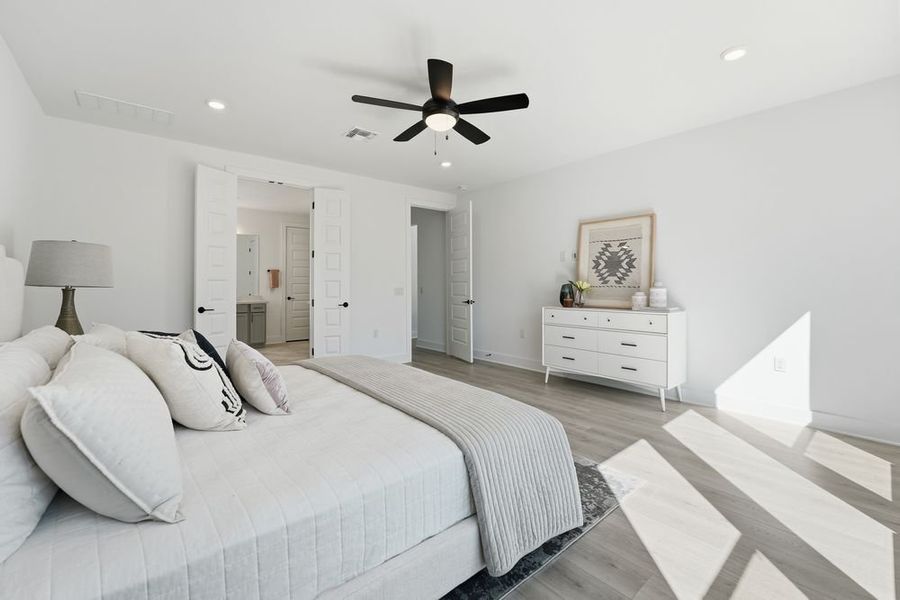 Furnished interior view inside a new home in Easton Park, Austin (Image 13). Furnished interior view inside a new home in Easton Park, Austin (Image 13).