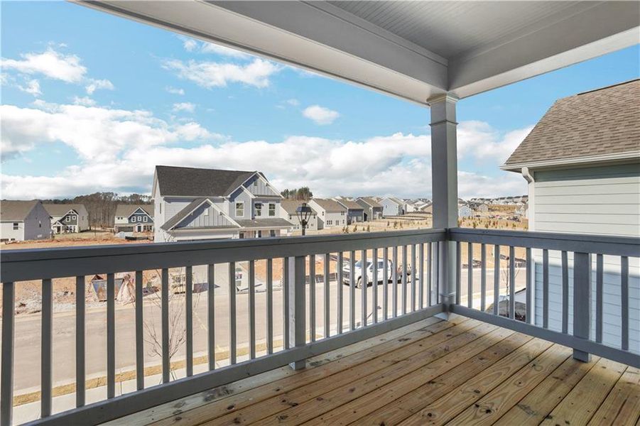 Exterior details and patio area of a home in Twin Lakes, Hoschton (Image 3).