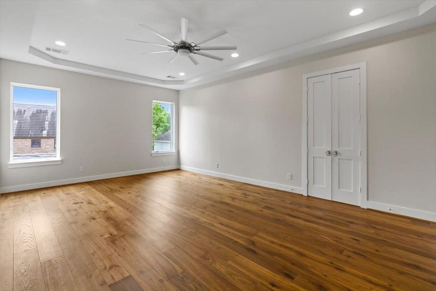Generous primary suite has plenty of room for a sitting area