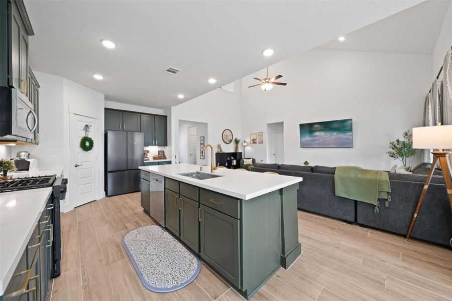 Furnished interior view inside a new home in Sorella, Tomball (Image 15).
