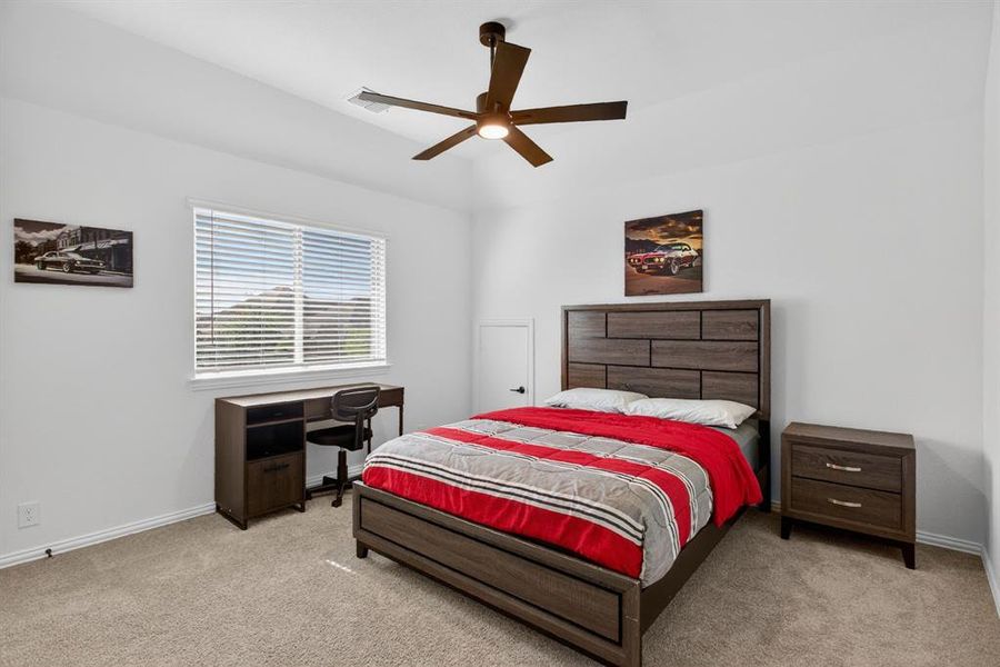 Final upstairs bedroom makes FIVE total - with the FOUR full bathrooms. Final upstairs bedroom makes FIVE total - with the FOUR full bathrooms.