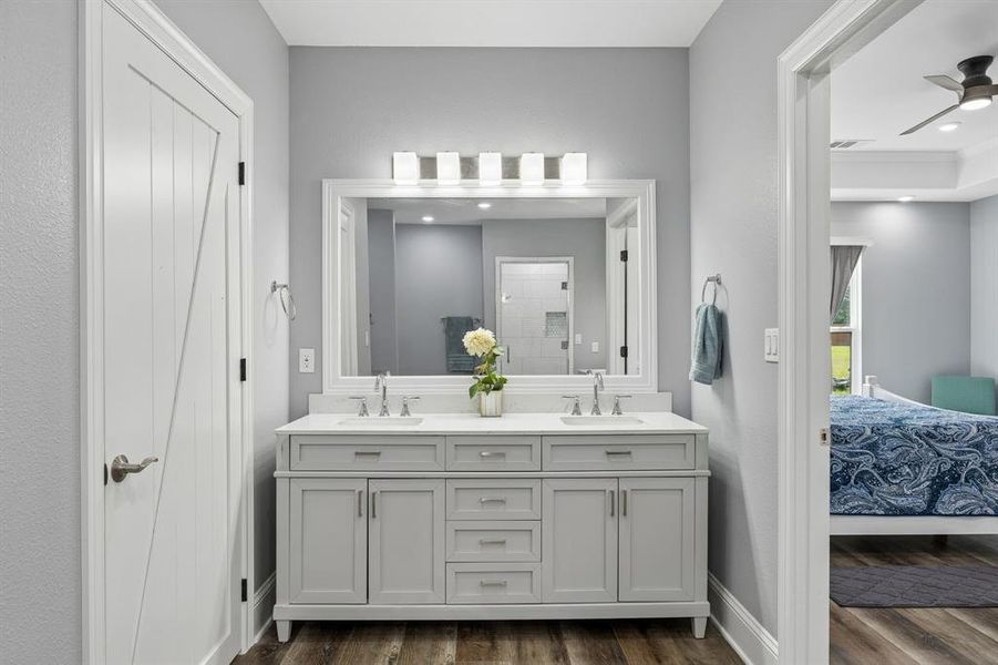 Furnished interior view inside a new home in , Edgewood (Image 20).