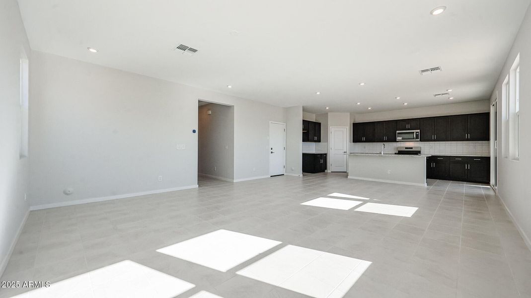 13_2-story-home-for-sale-surprise-AZ_Rea 13_2-story-home-for-sale-surprise-AZ_Rea