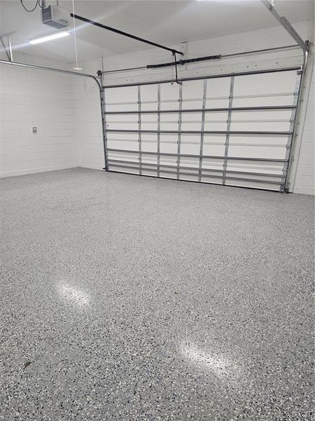 Spacious, unfurnished interior of a new home in , Orlando (Image 15).