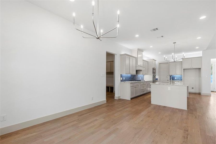 Spacious, unfurnished interior of a new home in , Lone Oak (Image 29).