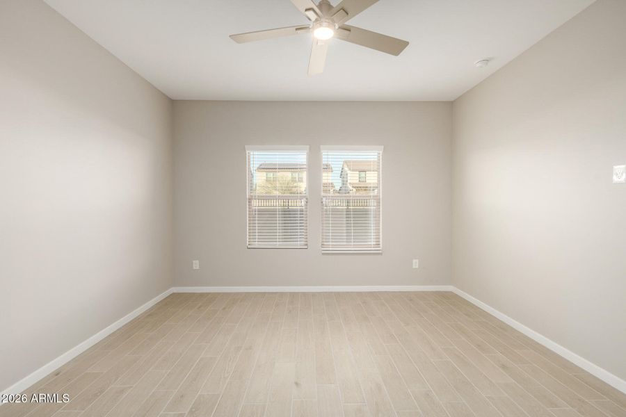 16 Straight Arrow 16 Straight Arrow