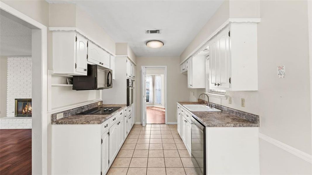 Furnished interior view inside a new home in , Texarkana (Image 8). Furnished interior view inside a new home in , Texarkana (Image 8).