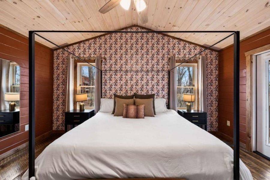 Furnished interior view inside a new home in , Blue Ridge (Image 12).