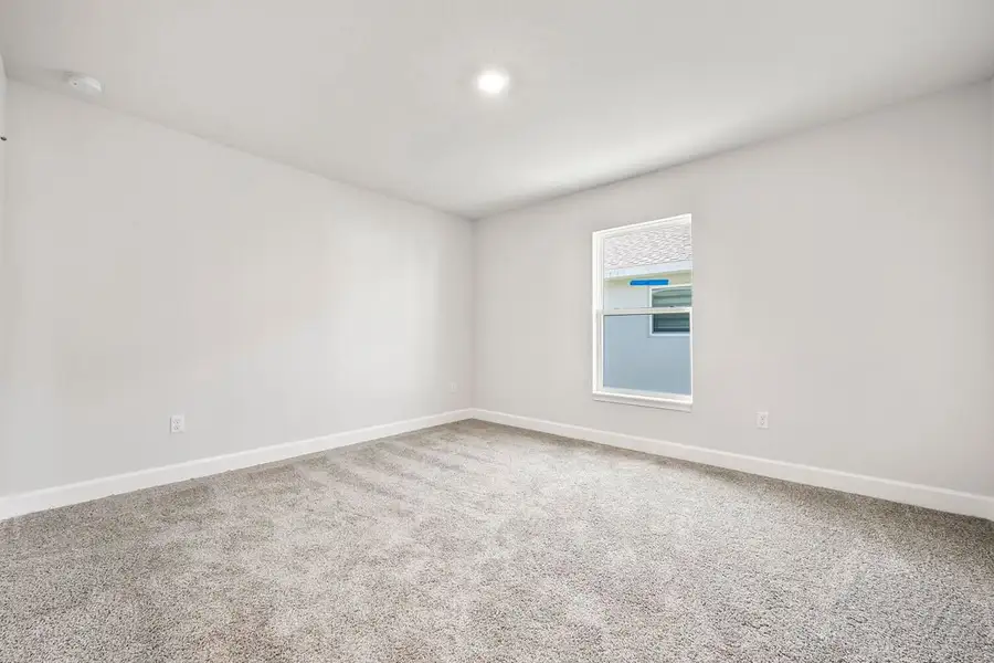 Representative unfurnished interior of a home built from the 3000 by Adams Homes in Veria, Oak Hill (Image 20). Representative unfurnished interior of a home built from the 3000 by Adams Homes in Veria, Oak Hill (Image 20).