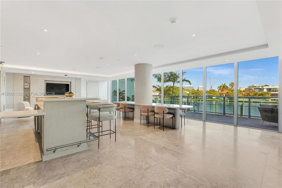 Community amenities in , Miami Beach (Image 67).