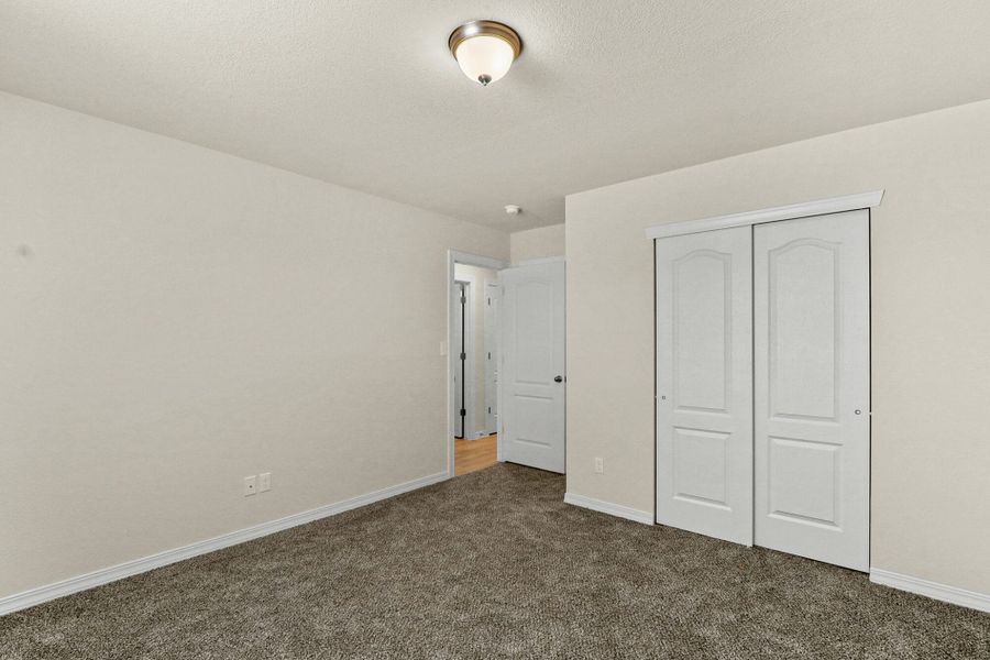 Representative unfurnished interior of a home built from the Waco by View Homes in Rancho Desierto Bello, Horizon City (Image 9).